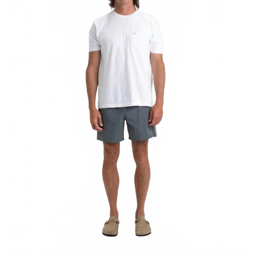 NEW TENORE solid day short in lead